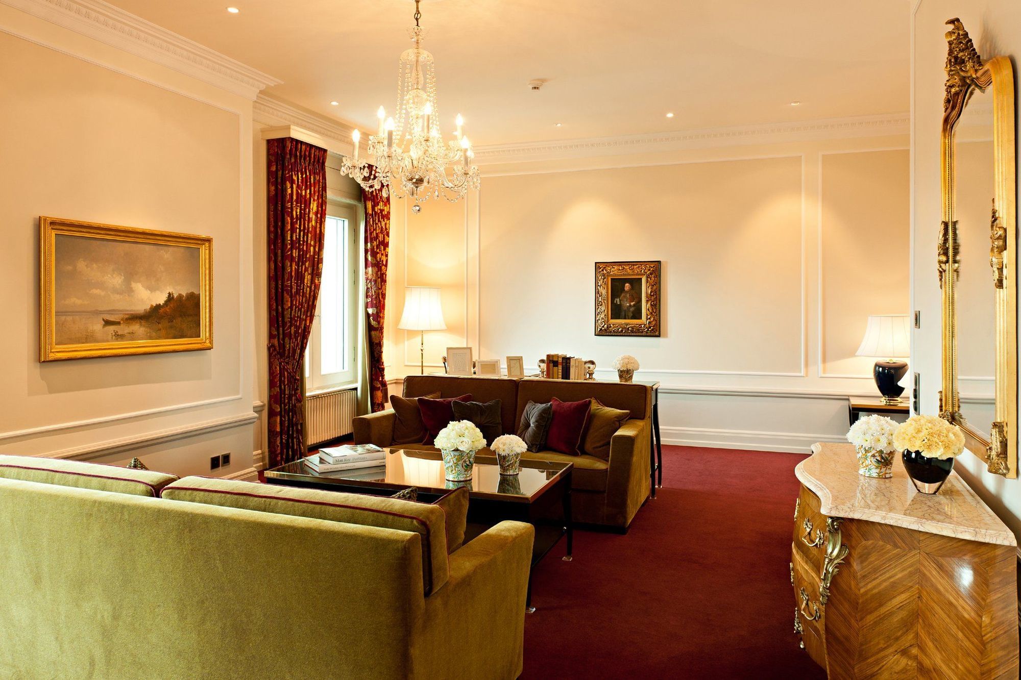 Hotel Bellevue Palace Bern Oda fotoğraf